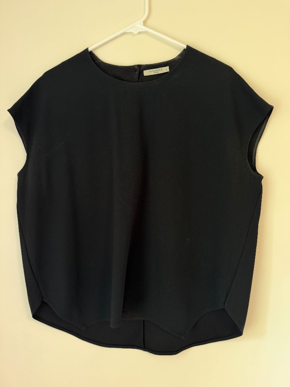 M.M. LaFleur - The Didion Top - Black - Small